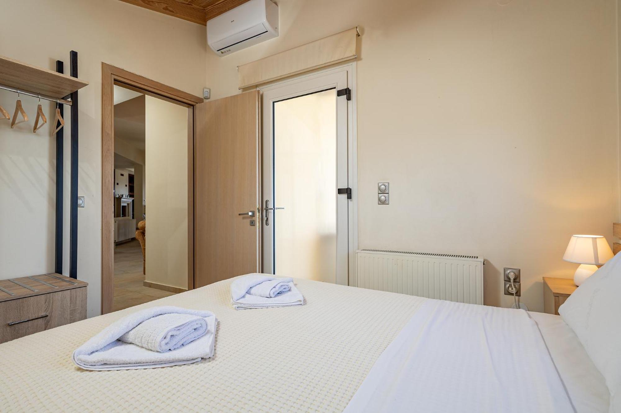 Karmilos Hill Villa Ханья Экстерьер фото
